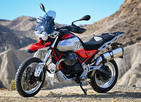 Fahrbericht: Moto Guzzi V85 TT - Modernisiert und verdreifacht