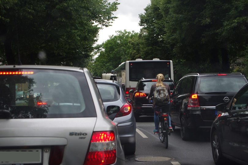 Ratgeber: Türunfälle mit Radfahren vermeiden - Wie die Holländer greifen