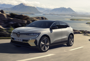 Bilanz 2021: E-Tech-Modelle beflügeln Renault