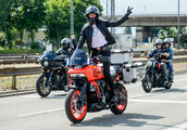 50.000 Besucher feiern in Hamburg die Harley