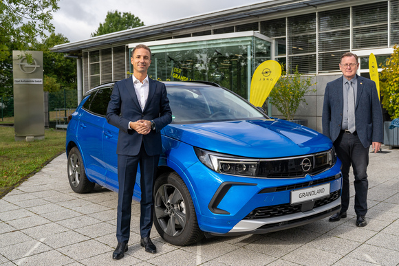 Opel feiert 30 Jahre das Werk Eisenach