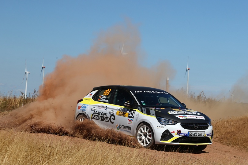 ADAC Opel e-Rally Cup setzt Aufschwung fort