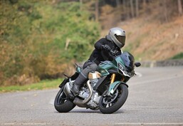 Fahrbericht Moto Guzzi V100 Mandello S: Beflügelnd 