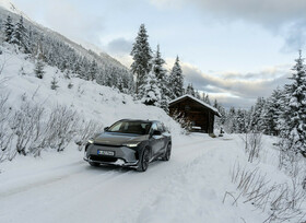 Fahrbericht Toyota bZ4X AWD: Schneemobil-Stromer