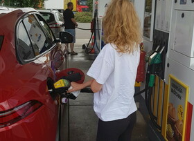 Benzin rauf, Diesel runter