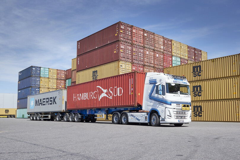 32 Meter langer Elektro-Lkw fährt in Göteborg