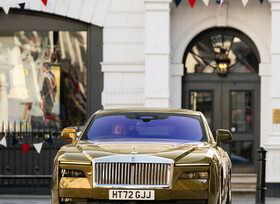 Emily musste für den Spectre 830 Stunden in den Windkanal