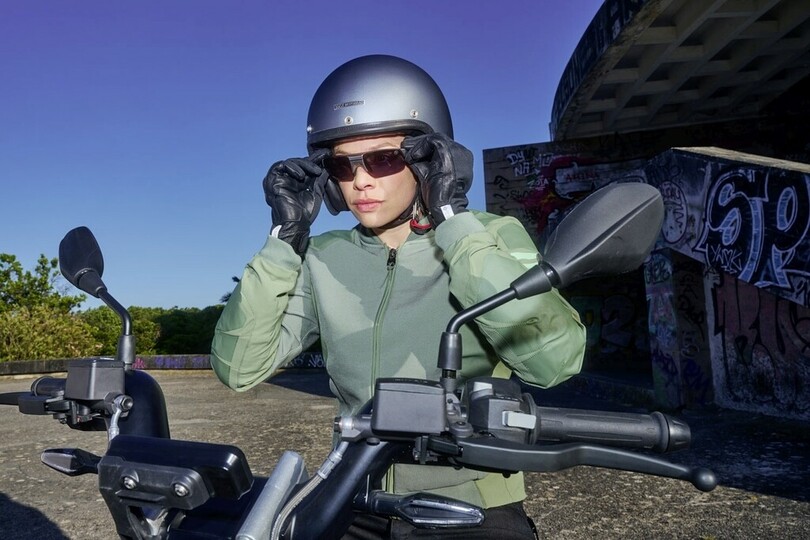 Das Head-up-Display für Motorradfahrer ist da