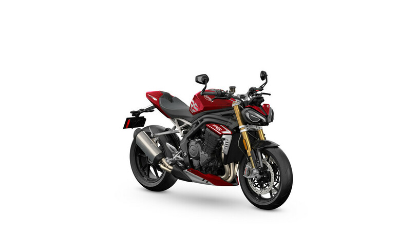 Triumph rührt im Farbtopf