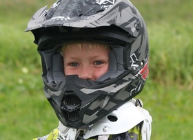 Mini Rider: Kinder sicher auf dem Motorrad mitnehmen