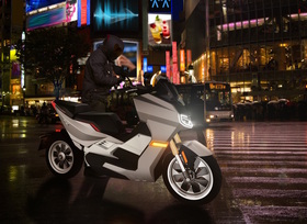 Scorpio Electric X1 - Stromroller aus Singapur