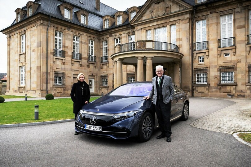 Das elektrische Flaggschiff aus Stuttgart