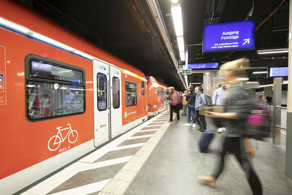 49-Euro-Ticket führt kaum zum Verzicht aufs Auto 