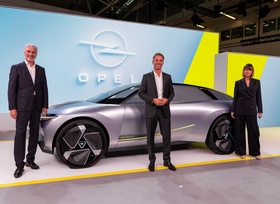 IAA Mobility: Opel Experimental feiert Weltpremiere
