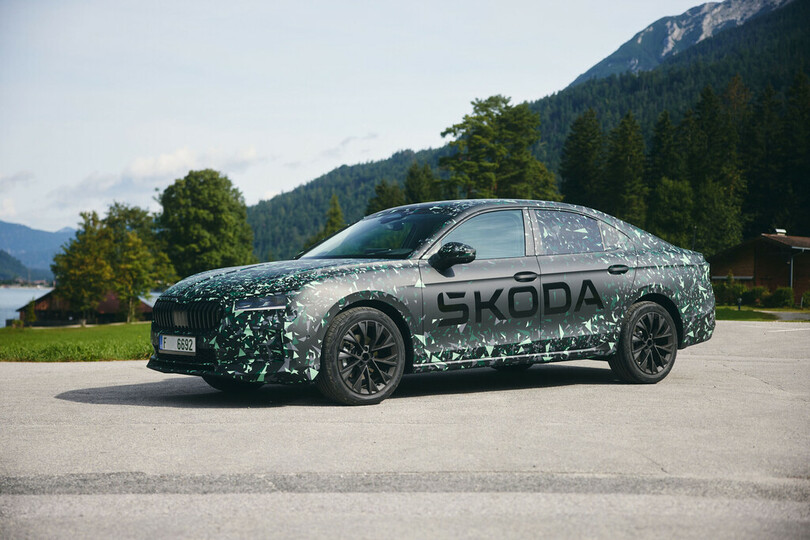 Skoda präsentiert im November den Superb IV