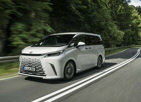 Lexus LM: Luxus für zwei oder Platz für sieben