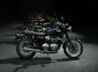 Triumph lackiert von Hand