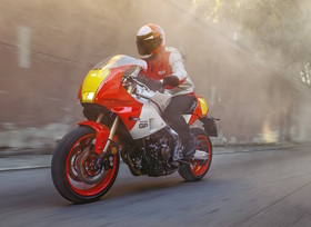 Yamaha XSR900 GP - Racer-Look im Retro-Stil 