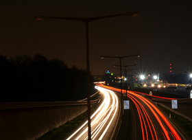 Richtig reagieren bei Falschfahrer-Meldung