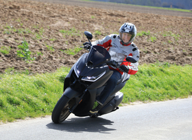 Test: Zontes 350D - Rollerneuling mit Vollausstattung