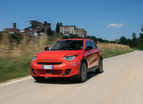 Der Fiat 500e hat einen großen Bruder bekommen