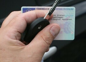 Der Weg zum Führerschein ist lang und teuer