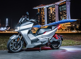 Scorpio Electric auf der EICMA - Ein Serienmodell und zwei Prototpyen