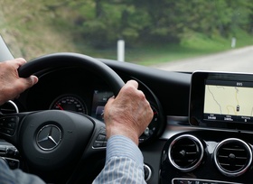 Sicher Auto fahren auch im Alter