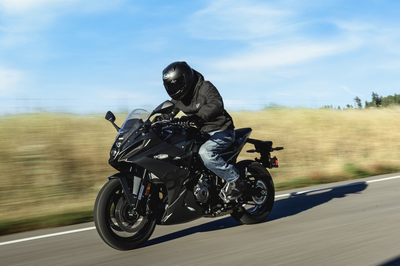 Suzuki GSX-8R - Sportlich eingekleidet