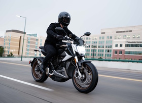 Zero verlängert Garantie - Fünf-Jahre-Sorglos-Paket