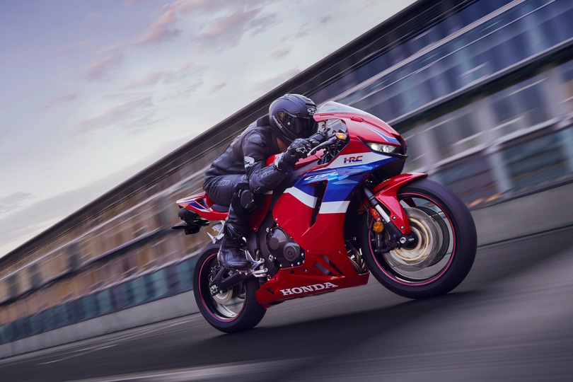 Honda CBR 600 RR  - Vergleichsweise günstig Honda CBR 600 RR  - Vergleichsweise günstig