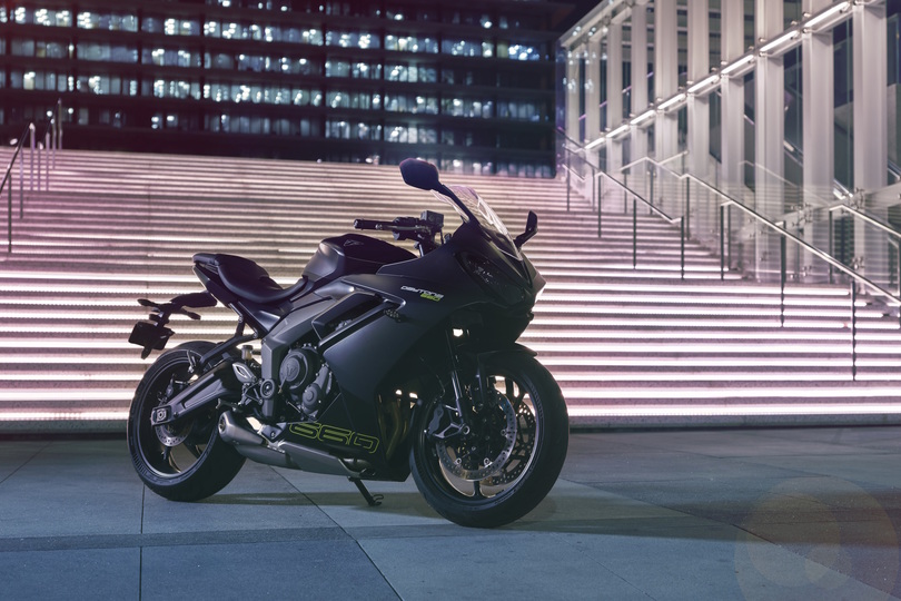Triumph Daytona 660 - Wieder ein Sportmodell Triumph Daytona 660 - Wieder ein Sportmodell