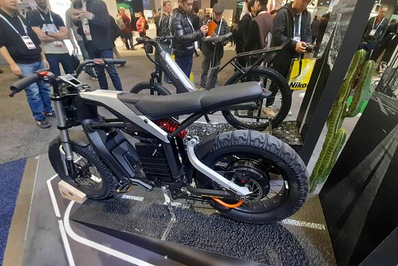 Neue Zweiräder von der CES 2024 - Mit dem Segway auf Xafari