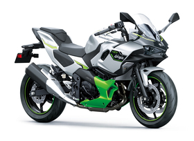 Preise für 5 Kawasaki-Neuheiten - Mal günstig, mal teuer