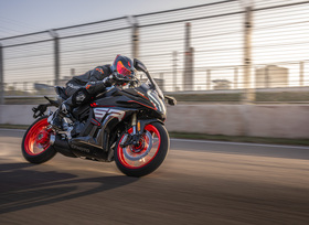 CFMoto 450SR S - Sportliches Einstiegsmodell