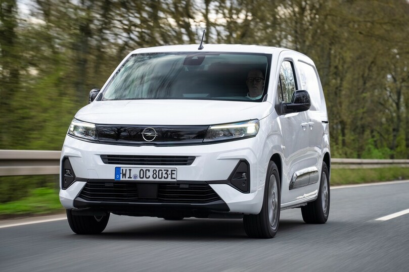 Opel fährt neue Transportergeneration auf