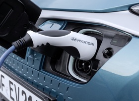 Gebrauchte E-Autos   - Markt wächst im April weiter  