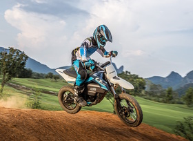 CFMoto CX-2E und CX-5E - Mini-Bikes für kleine Hüpfer