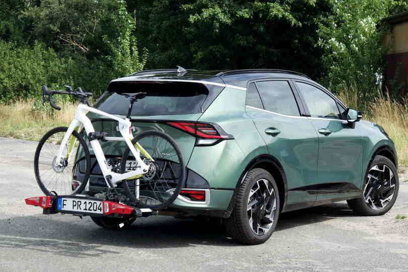 Ratgeber: Pedelec-Transport im Auto - Wenn E-Bikes huckepack reisen
