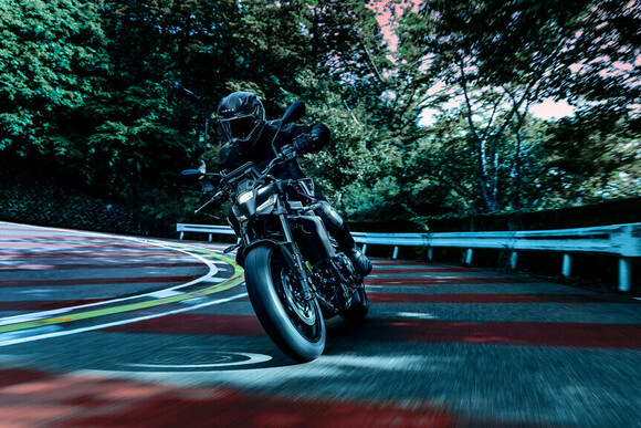 Die MT-09 bekommt als erste das Y-AMT