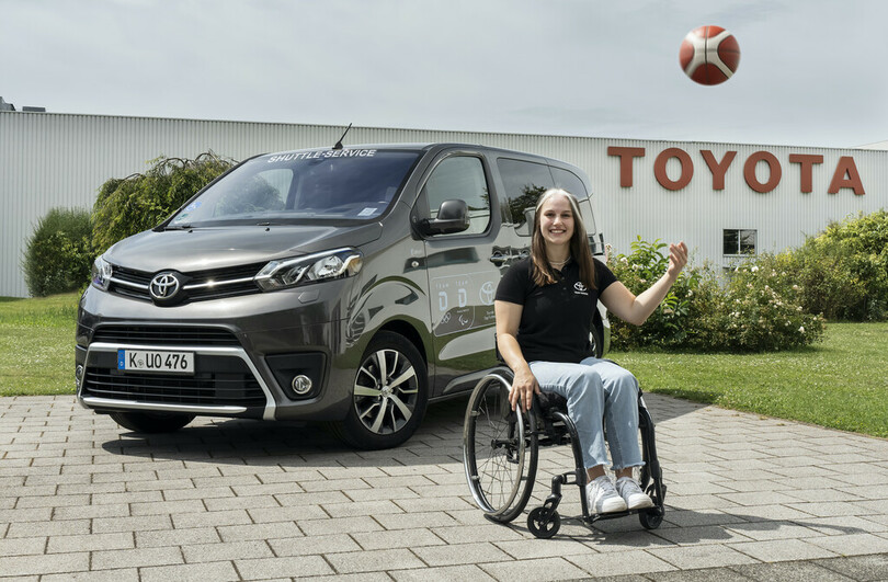 Toyota Proace Verso hält Deutschlands Rollstuhlbasketballerinnen mobil