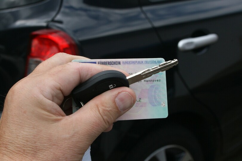 Preise für Fahrschule und Führerschein steigen überproportional