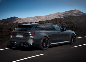 BMW M5 Touring - Auch der Kombi fährt nun teilelektrisch