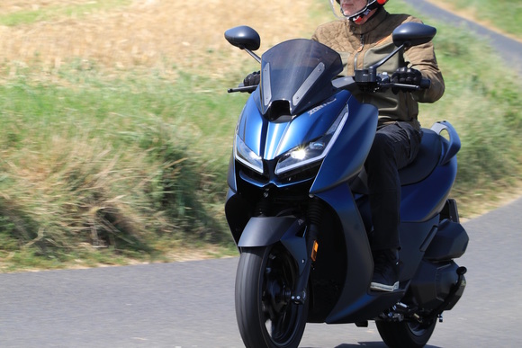 Fahrbericht: Zontes 125D - Kleiner Ausstattungskrösus