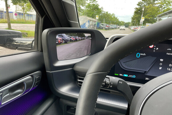 ADAC: Digitale Außenspiegel könnten besser sein