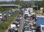 Sommerstaus reichten fünf Mal um die Erde