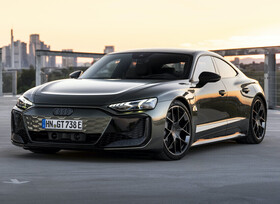 Audi RS e-tron GT performance: Neue Stromer-Speerspitze