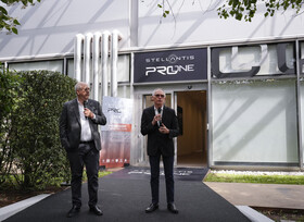 Stellantis Pro One eröffnet globales Nutzfahrzeug-Zentrum in Turin