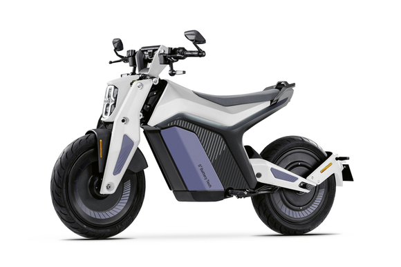 Naxeon I AM - Hingucker 