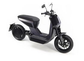 Naon Lucy kommt später - Nur Geduld